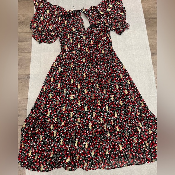 [M]Axara Paris Deep V Tied Neck S/S Cherry Pinapple Chiffon Dress - Picture 7 of 13